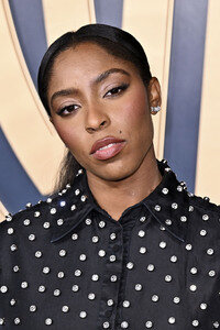 Warner Bros. Primetime Emmy Awards 2025 Nominierten Feier in Beverly Hills