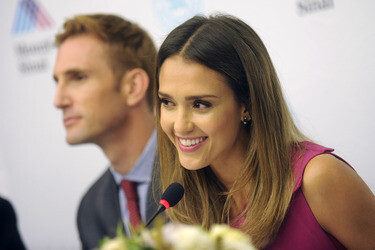 Jessica Alba bescucht das Mount Sinai Hospital, New York
