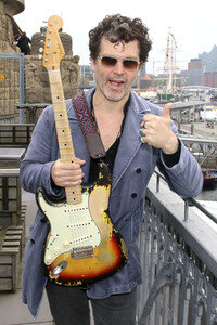 CD-Präsentation von Doyle Bramhall II in Hamburg