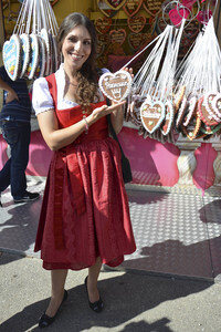 Damen-Wiesn 2015 von Unternehmerin Regine Sixt auf dem Oktoberfest in München