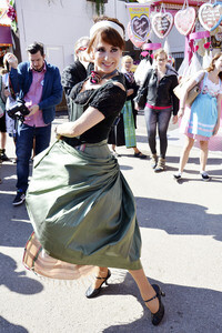 Damen-Wiesn 2015 von Unternehmerin Regine Sixt auf dem Oktoberfest in München