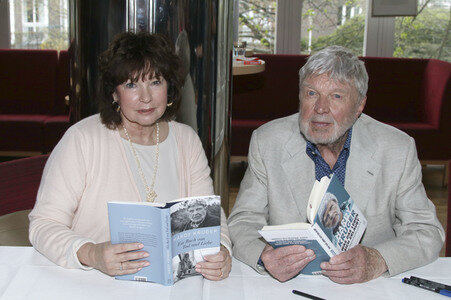 Buchpräsentation mit Hardy Krüger in Hamburg