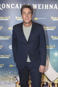 Premiere des 21. Original Roncalli Weihnachtscircus 2025 in Berlin