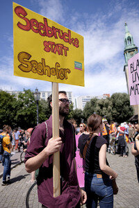 Demonstration für Seenotrettung auf dem Mittelmeer in Berlin