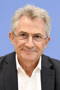 Bundespressekonferenz 'Sondervermögen für Infrastruktur - Mit Geld alleine kann man nicht bauen!' in Berlin