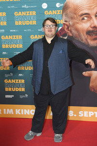 Filmpremiere 'Ganzer halber Bruder' in Hannover