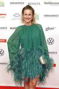 Goldene Bild der Frau 2025 in Hamburg