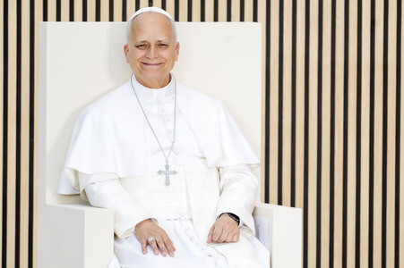 Papst Leo XIV. besucht das Cedia 24 Horas in Madrid