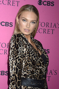 Victoria's Secret Fashion Show Viewing Party 2017 in  New York