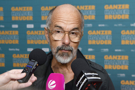 Filmpremiere 'Ganzer halber Bruder' in Hannover