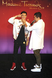 Präsentation der Austin Mahone Wachsfigur in New York