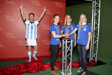 Enthüllung der Wachsfigur von Lionel Messi im Madame Tussauds Berlin