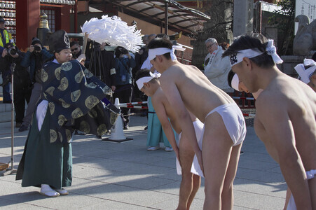 Kanchu Misogi Zeremonie in Tokio