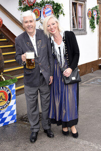 FC Bayern München Wiesnbesuch in Käfers Wiesn-Schänke auf dem Oktoberfest 2018 in München