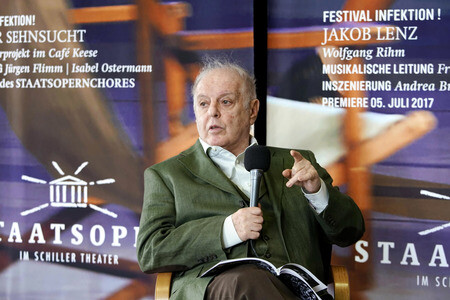 Jahrespressekonferenz in der Staatsoper im Schiller Theater in Berlin