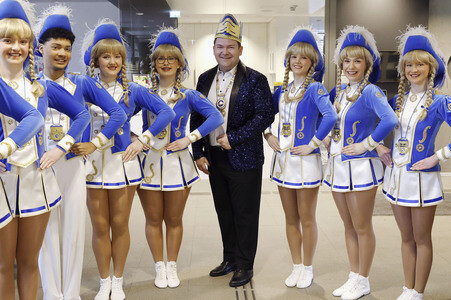 Prunksitzung zur Verleihung des Sonderordens 'Wider die Neidhammel' in Nürnberg