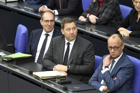 64. Sitzung des Deutschen Bundestages in Berlin