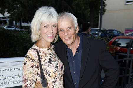 Überraschungsgala zum 90. Geburtstag von Dieter Hallervorden in Berlin