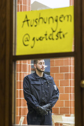 Go-In in der Senatsverwaltung, Berlin