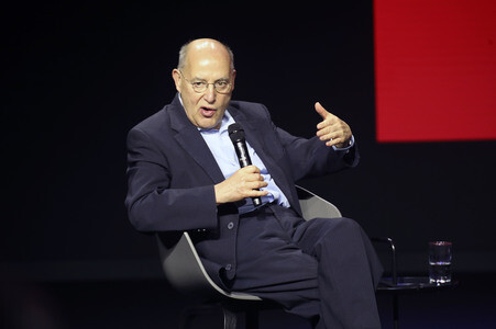 Podcast mit Gregor Gysi und Karl-Theodor zu Guttenberg auf der Hannnover Messe 2026