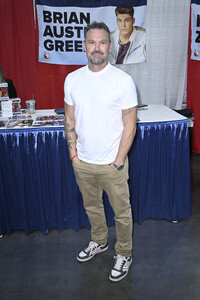 Comic Con Revolution in Ontario