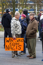 Neonazi-Demo gegen Flüchtlinge, Berlin