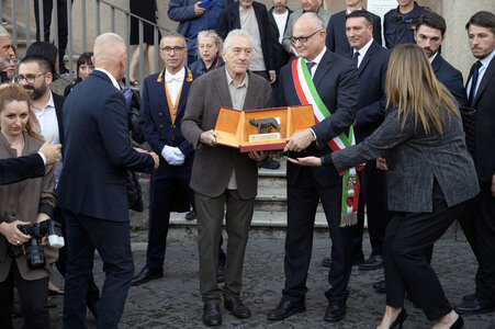 Verleihung des Lupa Capitolina an Robert De Niro in Rom