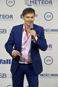 Offizielle Einweihung des Harald-Juhnke-Platzes in Berlin