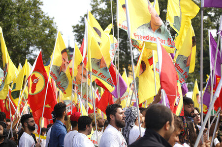 Kurden Großdemo in Köln