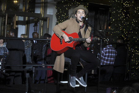 Austin Mahone live in New York