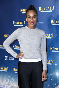 Premiere des 21. Original Roncalli Weihnachtscircus 2025 in Berlin