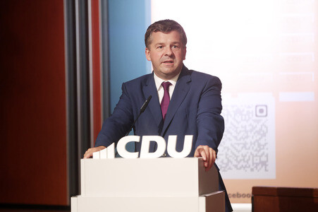 Sven Schulze und Markus Söder beim Landtagswahlkampf in Sachsen-Anhalt in Wernigerode