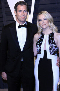 Vanity Fair Oscar Party 2017 in Beverly Hills