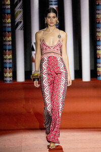 Dolores Cortés Fashion Show auf der Merceds-Benz Fashion Week M