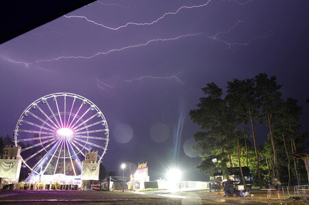 Gewitter beim Helene Beach Festival in Frankfurt