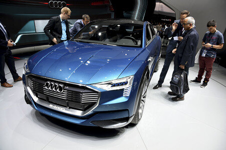 Zweiter Pressetag auf der IAA 2015 in Frankfurt