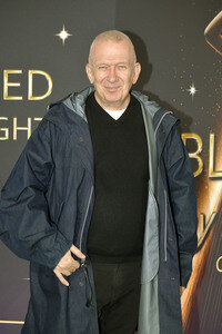 Weltpremiere der 'Blinded by Delight' Grand Show 2025 in Berlin