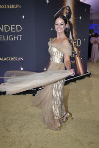 Weltpremiere der 'Blinded by Delight' Grand Show 2025 in Berlin