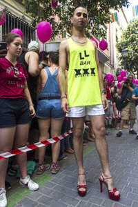 Heeled Shoes Wettlauf auf der Madrid Gay Pride 2018