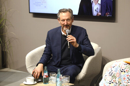 Eckart von Hirschhausen auf der Frankfurter Buchmesse 2025 in Frankfurt