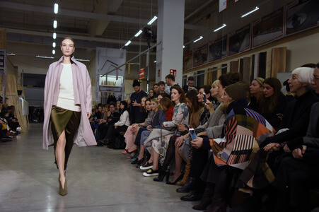 Perret Schaad Fashion Show auf der Mercedes-Benz Fashion Week Autumn/Winter 2016 in Berlin