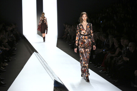 Dorothee Schumacher Fashion Show auf der Mercedes-Benz Fashion Week Autumn/Winter 2016 in Berlin