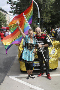 Parade zum Christopher Street Day 2016 in Hamburg