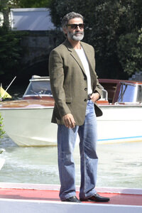 Ankunft von Oscar Isaac am Hotel Excelsior, Internationale Filmfestspiele von Venedig 2025