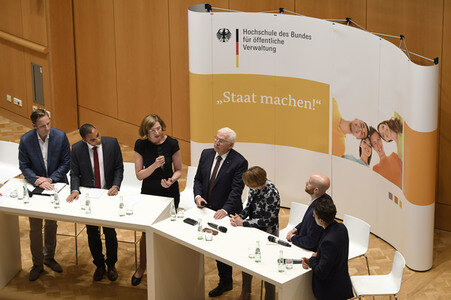 Podiumsdiskussion mit Frank-Walter Steinmeier in Brühl
