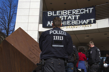 Aktivisten besetzen die Bundeszentrale der SPD, Berlin