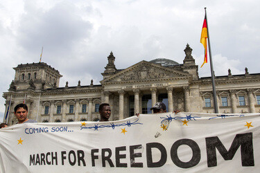 Refugees Demonstration vom Pariser Platz zum Kanzleramt, Berlin