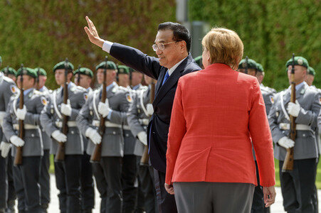 Angela Merkel empfängt Li Keqiang in Berlin