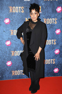 Preview der Serie 'Roots' in München