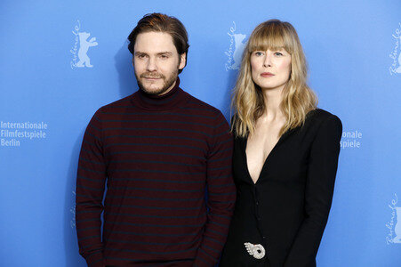 '7 Tage in Entebbe' Photocall, Berlinale 2018